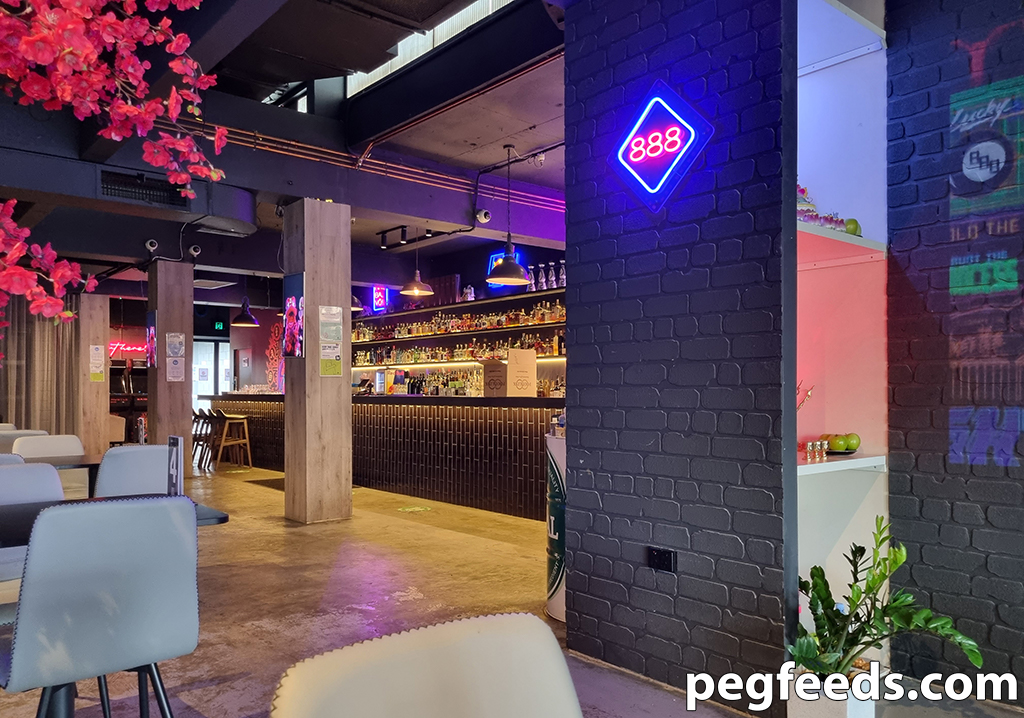 Coffee & Crackles Smithfield NSW Restaurant Review PEGFeeds